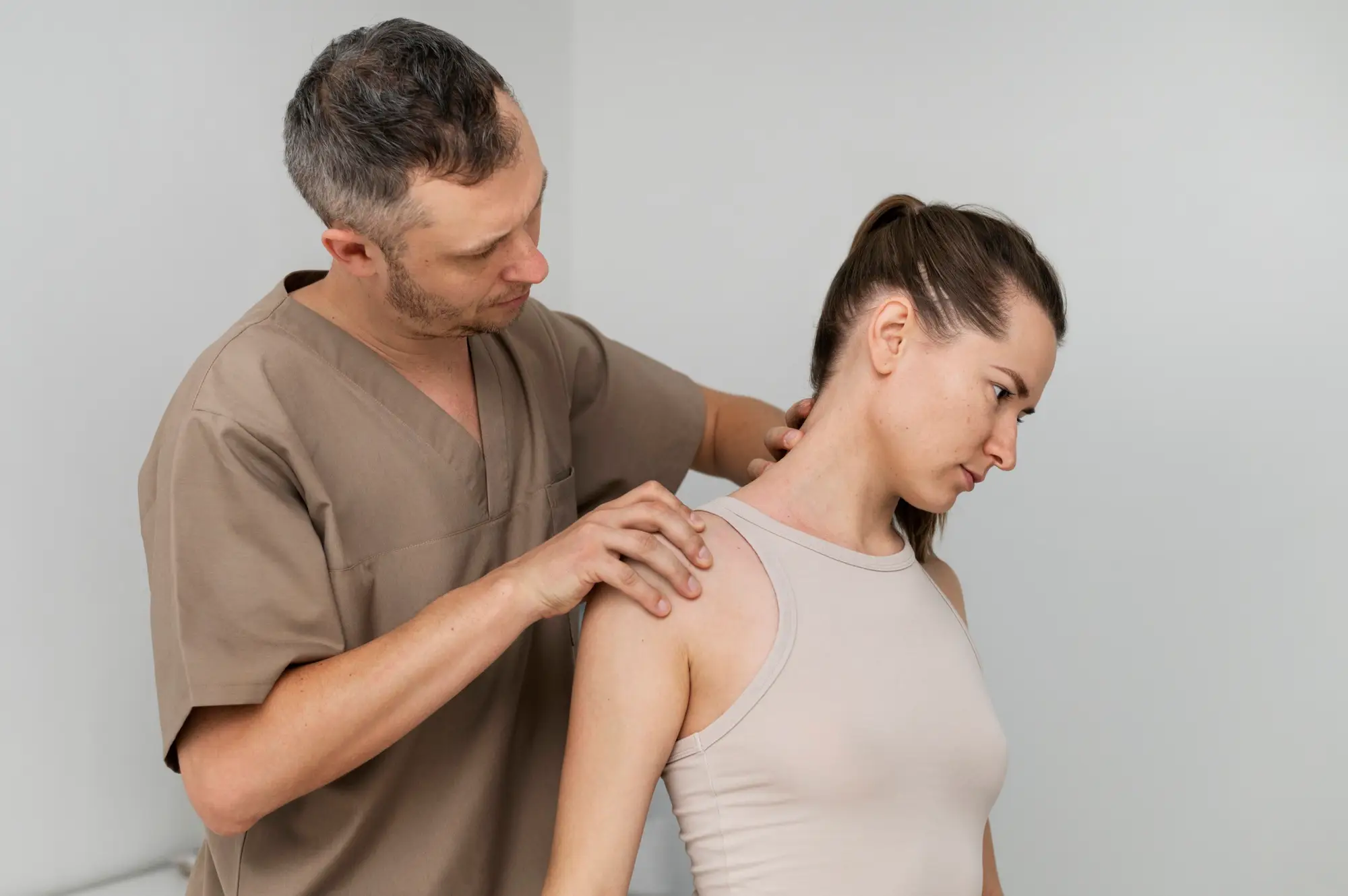 Understanding Common Shoulder Injuries in Older Adults Understanding Common Shoulder Injuries in Older Adults