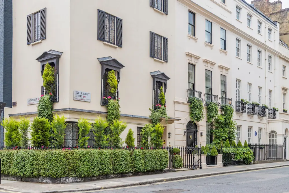 The Evolution of the Prime Address What Ultra-High-Net-Worth Buyers Seek Today The Evolution of the Prime Address: What Ultra-High-Net-Worth Buyers Seek Today