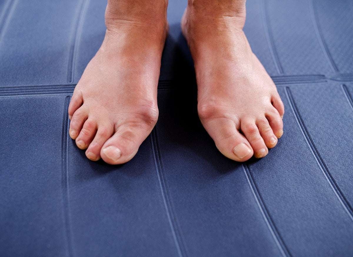 Finding the Right Shoes To Alleviate Pain From Bunions Finding the Right Shoes To Alleviate Pain From Bunions