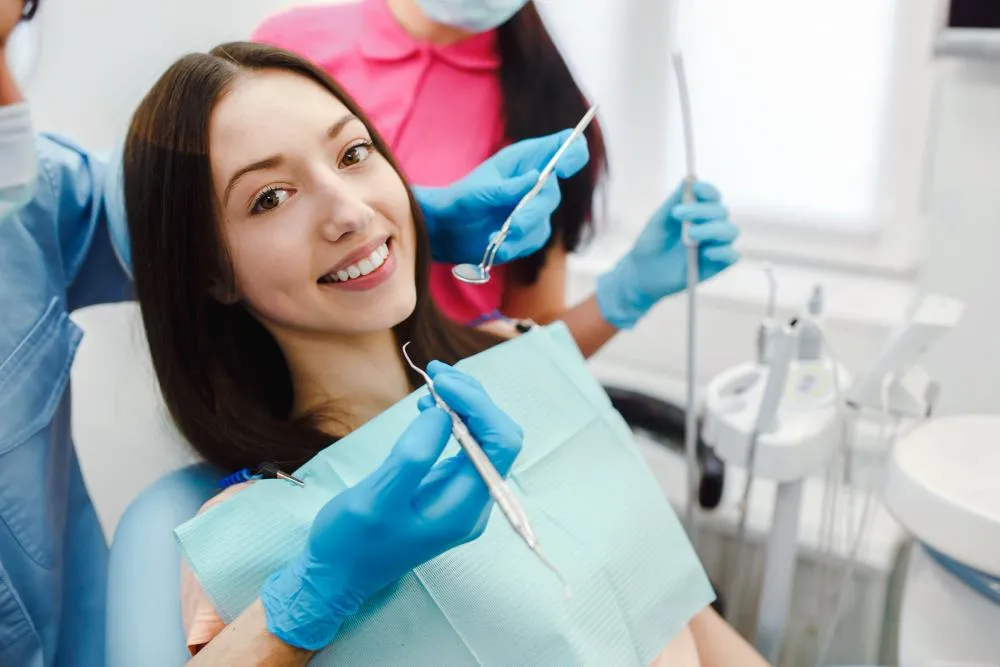 Four Signs You Need to Visit a Dentist Four Signs You Need to Visit a Dentist