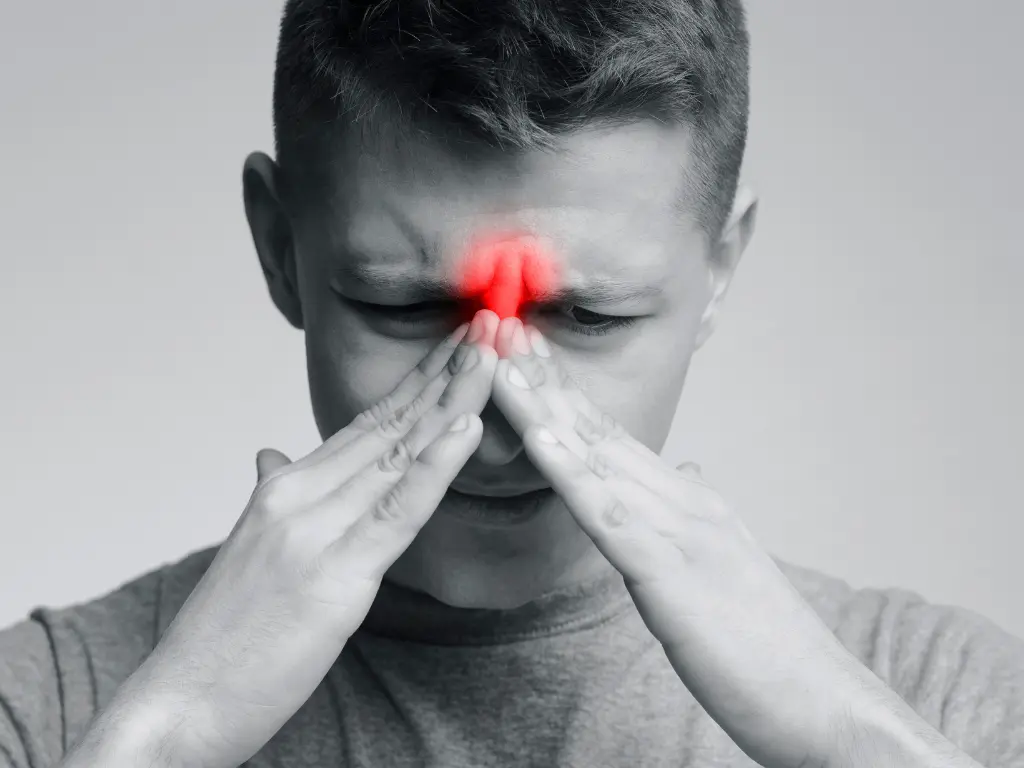 Understanding the Symptoms and Treatment Options for Sinus Infections Understanding the Symptoms and Treatment Options for Sinus Infections